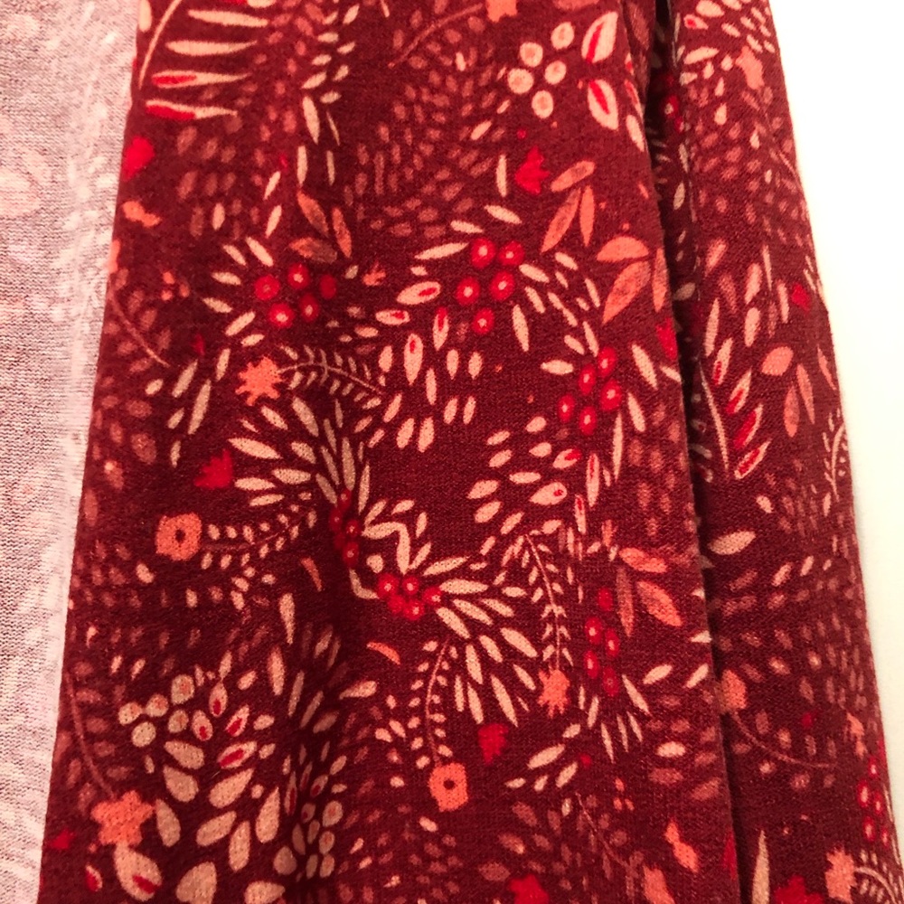 Lularoe Sarah - Picture 2 of 3